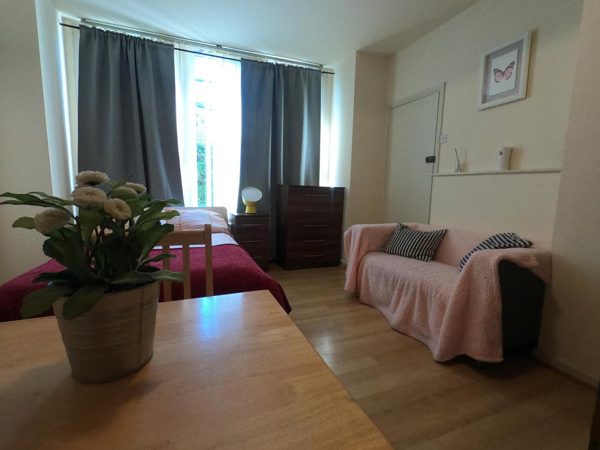 Studio 20 Ash Aparthotel London Bagian luar foto