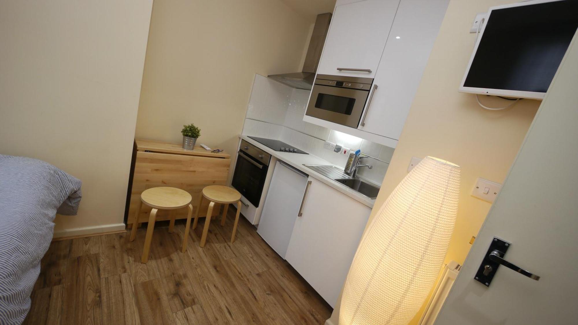 Studio 20 Ash Aparthotel London Bagian luar foto