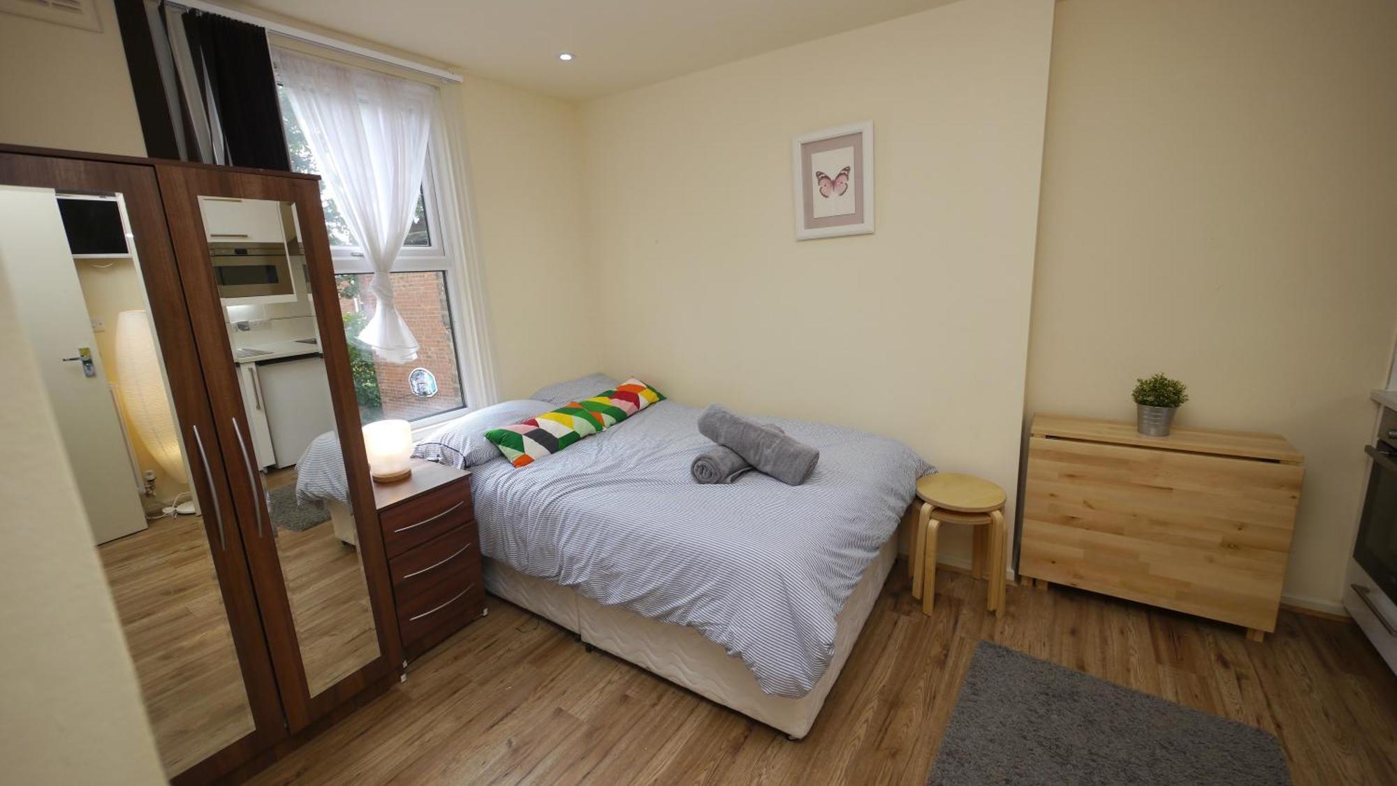 Studio 20 Ash Aparthotel London Bagian luar foto